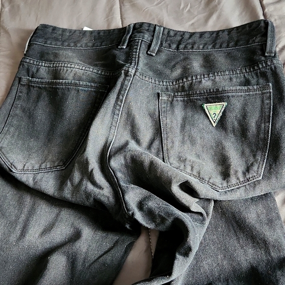 Guess Jeans 👖 - Picture 2 of 4